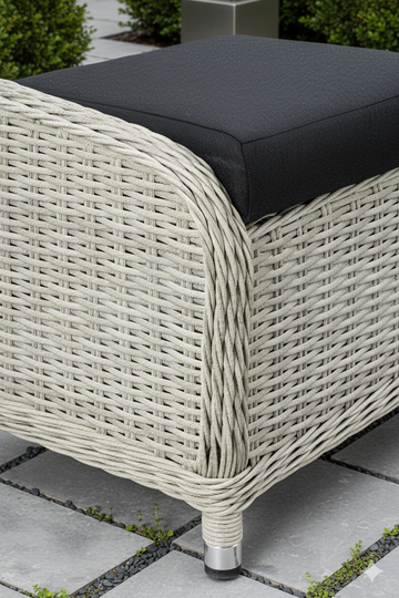 JAVA Rattan adjustable Lounge Set of 2 and footstools and side table